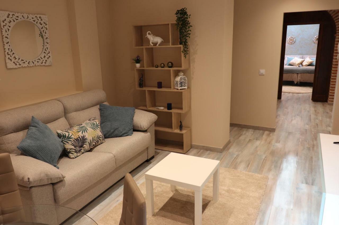 Apartamentos turísticos Desiree Arévalo Exterior foto